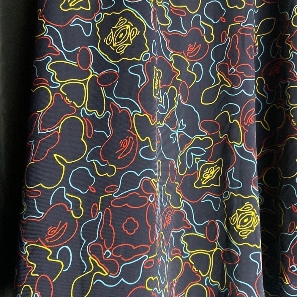 LulaRoe Lola Skirt - Picture 4 of 8